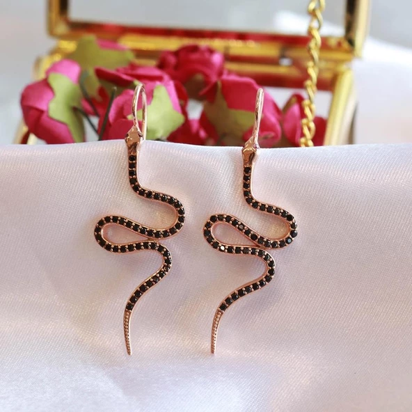 Siyah Zirkon Taşlı Rose Gold Kaplama Yılan Gümüş Küpe - Resim 3