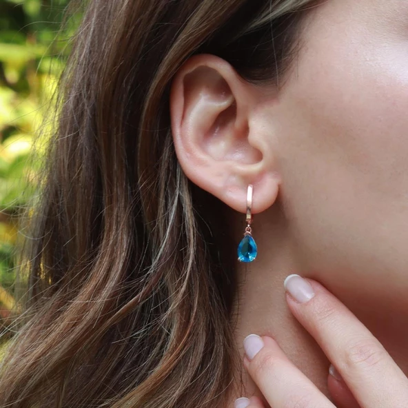 Damla Modeli Turkuaz Taşlı Rose Gold Kaplama Gümüş Küpe ürün görseli 1