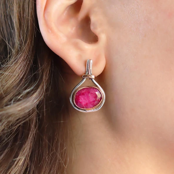 Kök Yakut Taşlı El İşi Gümüş Otantik Küpe - 2