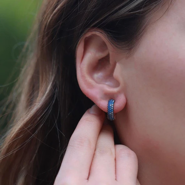 Nano Taşlı Rose Gold Kaplama 3 Sıra Tamtur Gümüş Küpe ürün görseli 1