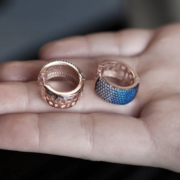 Nano Taşlı 925 Ayar Gümüş Halka Küpe - Resim 2