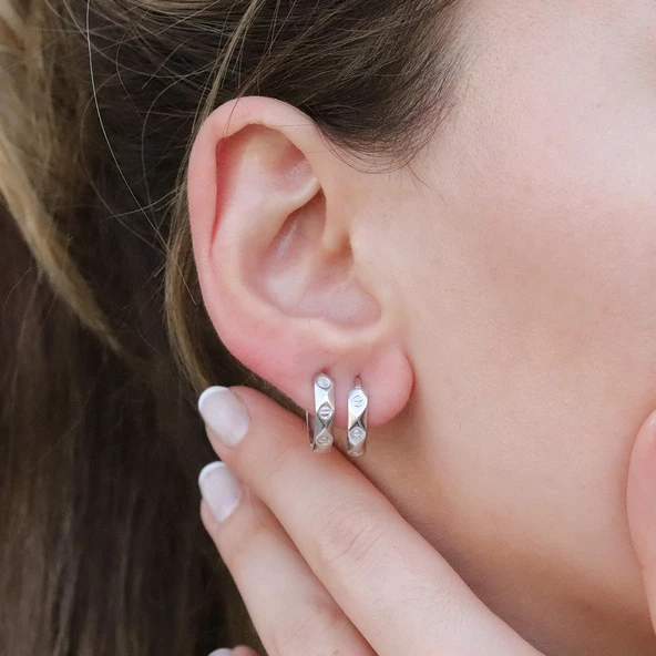 Crtr Modeli Gümüş Halka Küpe - Resim 3