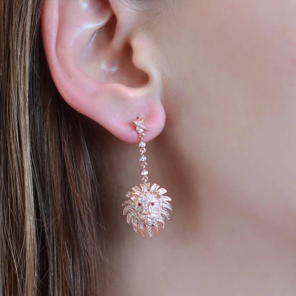 Aslan Başlı Zirkon Taşlı Rose Gold Kaplama Gümüş Küpe ürün görseli 1