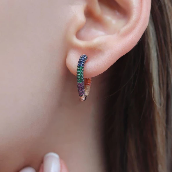 3 Boyutlu Renkli Zirkon Taşlı Kalp Gümüş Küpe - Resim 3