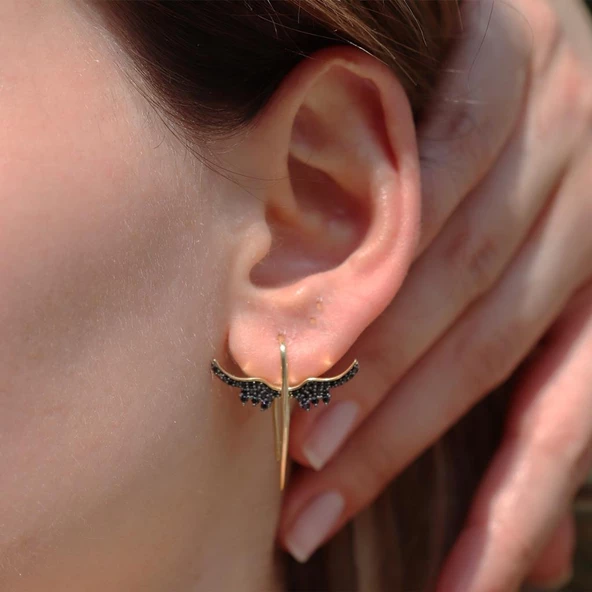 Mikail Kılıcı Gold Kaplama Zirkon Taşlı Gümüş Küpe ürün görseli 1