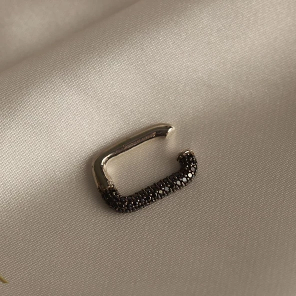 Dikdörtgen Siyah Zirkon Taşlı Gümüş Kıkırdak Küpe - Resim 3