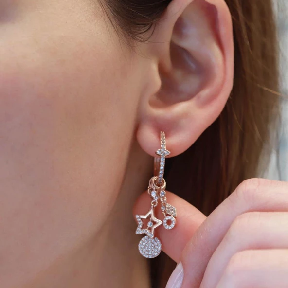 Yıldız Rose Gold Kaplama Charm Küpe ürün görseli 1