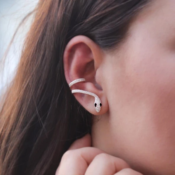 Kulağı Saran Rose Kaplama Siyah Taş Detaylı Gümüş Kıkırdak Küpe - Resim 2