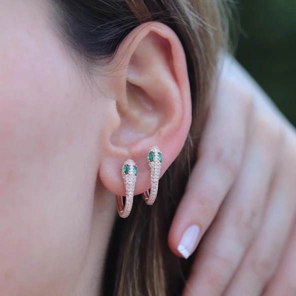 Yeşil Gözlü Rose Gold Kaplama Zirkon Taşlı Yılan Gümüş Küpe ürün görseli 1
