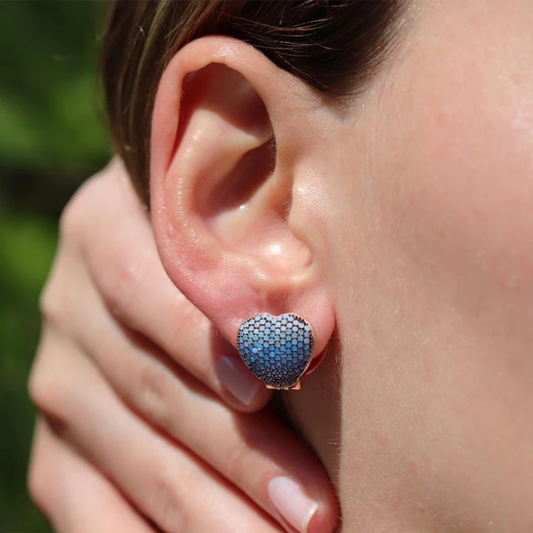 Kalp Nano Taşlı Rose Gold Kaplama Gümüş Küpe ürün görseli 1