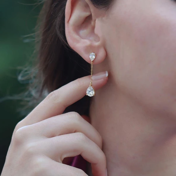 Pear Kesim 3,87 Karat Gold Kaplama Sky Diamond Gümüş Küpe ürün görseli 1
