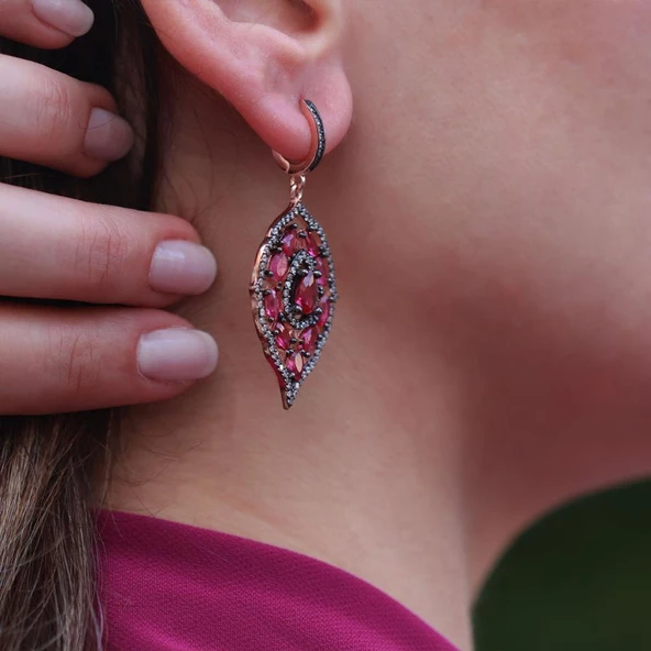 New Leaves Lal Taşlı Rose Gold Kaplama Gümüş Küpe - Resim 2