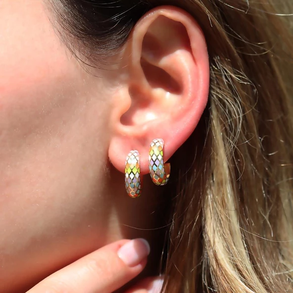 Pul Desenli Renkli Mine İşli Bombeli Gümüş Halka Küpe - Resim 2