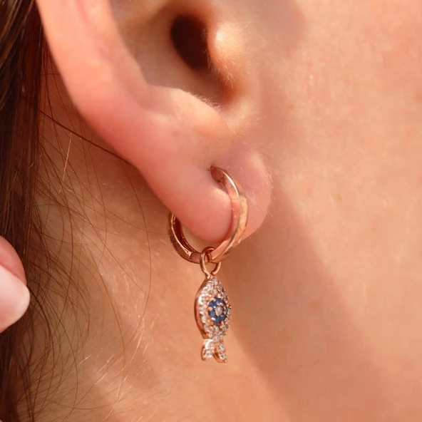 Apm Monoca Balık Rose Gold Kaplama Gümüş Küpe - Resim 4