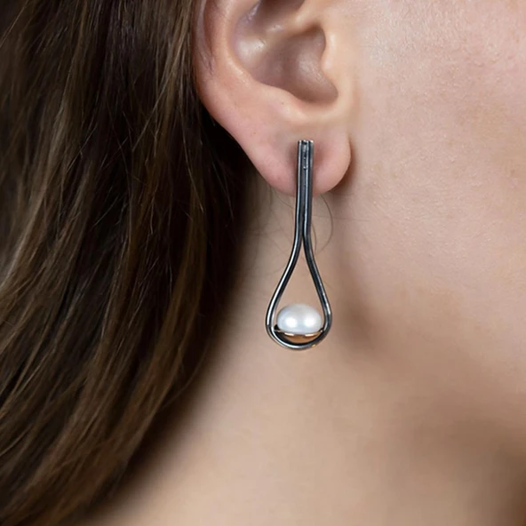 İncili El İşi Otantik Gümüş Küpe ürün görseli 1