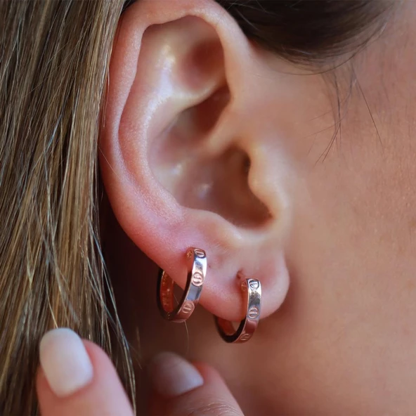 Crtr Modeli Rose Gold Kaplama Halka Gümüş Küpe ürün görseli 1