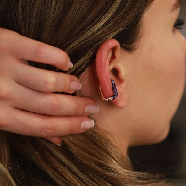 Dikdörtgen Mor Zirkon Taşlı Rose Gold Kaplama Gümüş Kıkırdak Küpe - Resim 2