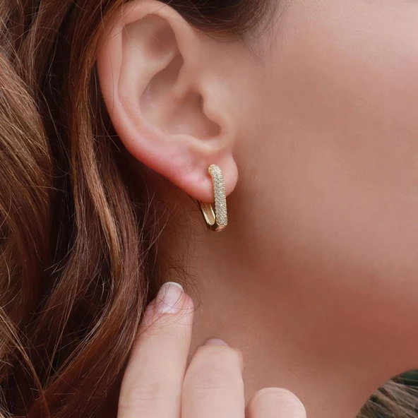 Starlıght Diamond Gold Kaplama Üçgen Küpe ürün görseli 1