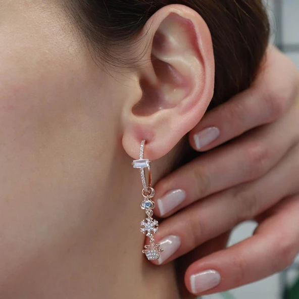 Kral Tacı Figürlü Rose Gold Kaplama Gümüş Charm Küpe ürün görseli 1