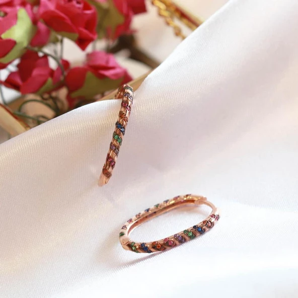 Renkli Zirkon Taşlı Apm Modeli Oval Halka Gümüş Küpe - Resim 4