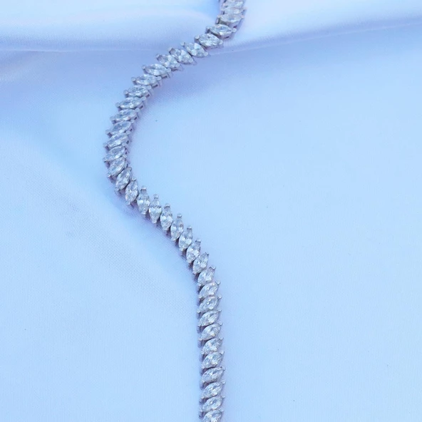 Mekik Modeli Zirkon Taşlı Su Yolu Gümüş Set - Resim 2