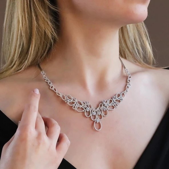 İkon Modeli Zirkon Taşlı Gümüş Gerdanlık ürün görseli 1