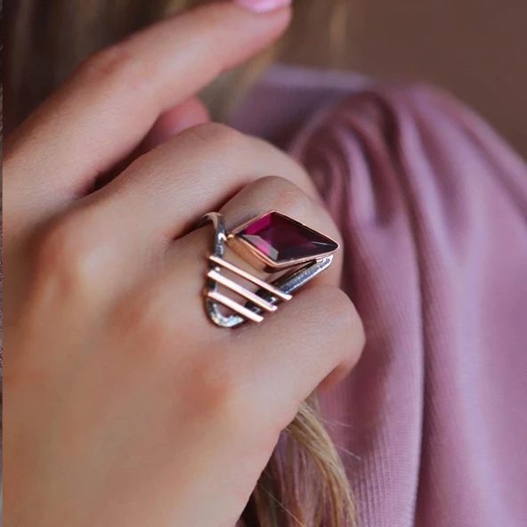 Lal Taşlı Gümüş Otantik Tasarım Yüzük ürün görseli 1