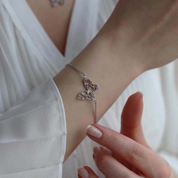 Renkli Zirkon Taşlı Kelebek Figürlü Gümüş Set - Resim 3