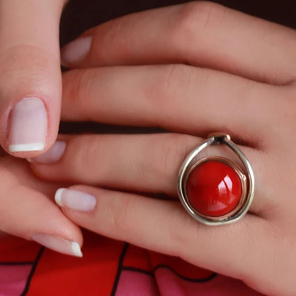 Kırmızı Mercan Taşlı EL İşi Yuvarlak Gümüş Yüzük ürün görseli 1