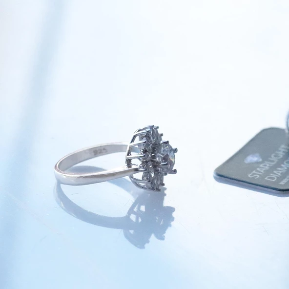 Starlight Diamond Çiçek Gümüş Yüzük - Resim 4