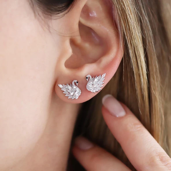 Kuğu Taşlı Işıltı Gümüş Küpe - Resim 4