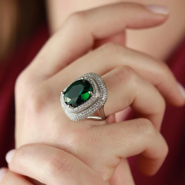 Zirkon Taş Çerçeveli Kök Zümrüt Taşlı  Gümüş Yüzük ürün görseli 1