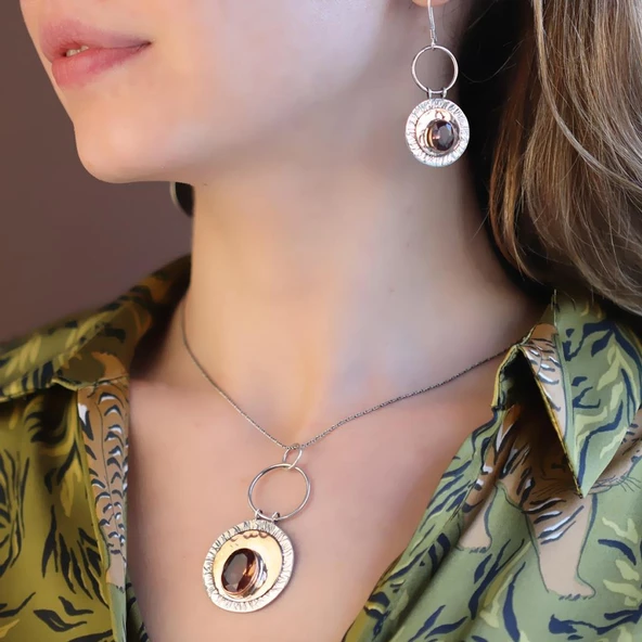 Gümüş Özel Tasarım Dövme El İşi Zultanit Taşlı Set ürün görseli