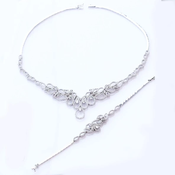 İkon Modeli Zirkon Taşlı Gümüş Gerdanlık Set - Resim 4