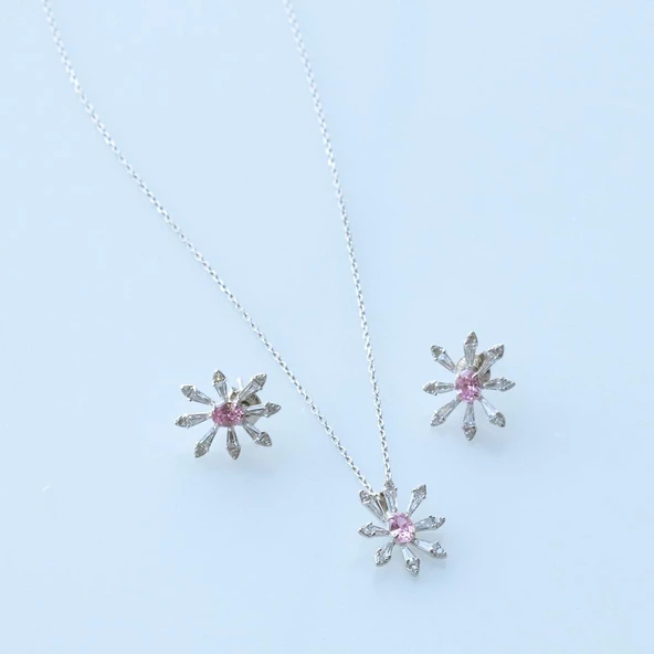 Çiçek Modeli Pembe Taş Detaylı Gümüş Set - Resim 2