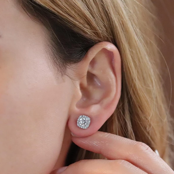 Oval Taşlı Swarovski Gümüş Tektaş Küpe - 2