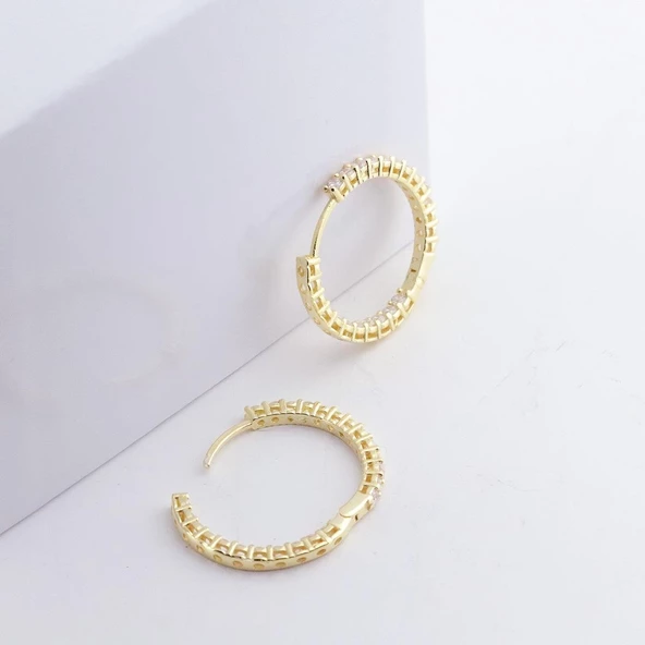İç ve Dışı Zirkon Taşlı Gold Kaplama 2 cm Halka Gümüş Küpe - Resim 3