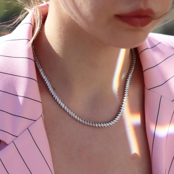 Mekik Modeli Zirkon Taşlı Su Yolu Gümüş Kolye ürün görseli