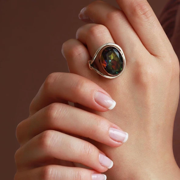 Özel Tasarım Mistik Topaz Taşlı El İşi Gümüş Yüzük ürün görseli 1