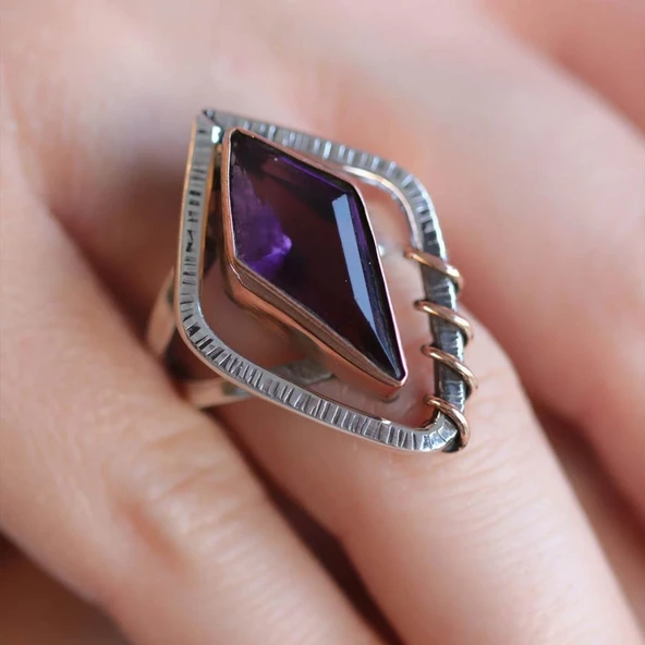 Ametist Taşlı Gümüş Otantik Tasarım Yüzük - Resim 2