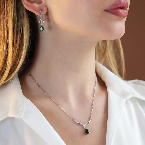 Damla Yeşil Zirkon Taşlı Gümüş Set