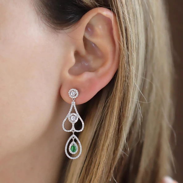 Kök Zümrüt Taşlı Damla Tasarım Gümüş Küpe - Resim 3