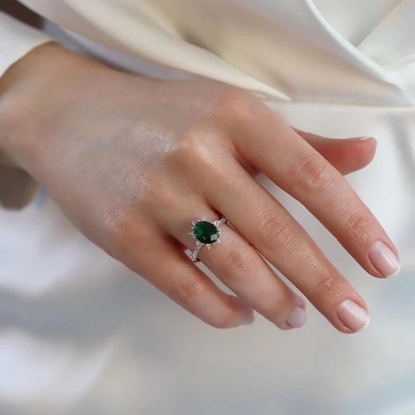 Zümrüt Taşlı Elips Lotus Çiçeği Gümüş Yüzük - Resim 4