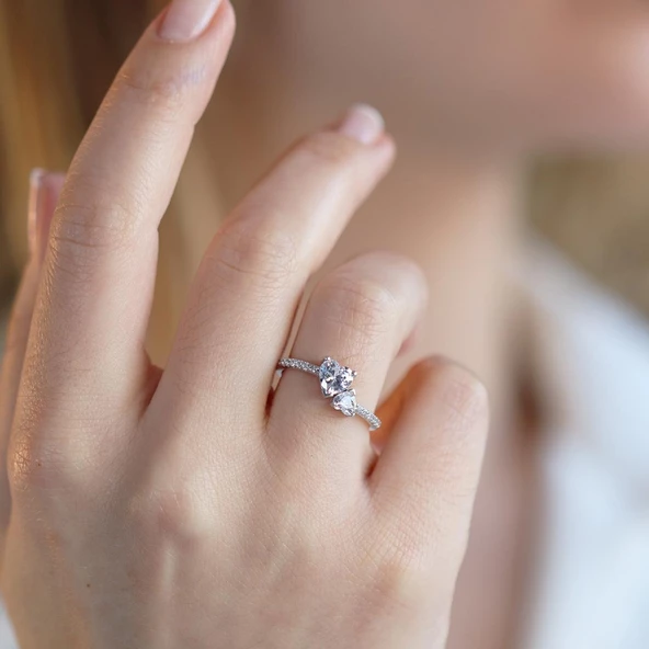 Pndr İki Kalp Zirkon Taşlı Gümüş Yüzük ürün görseli 1