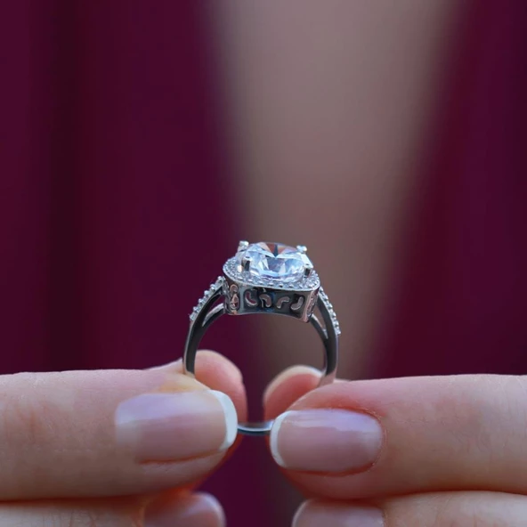 Round Kesim 3 Karat Tek Taş Model Starlight Diamond Yüzük - Resim 3