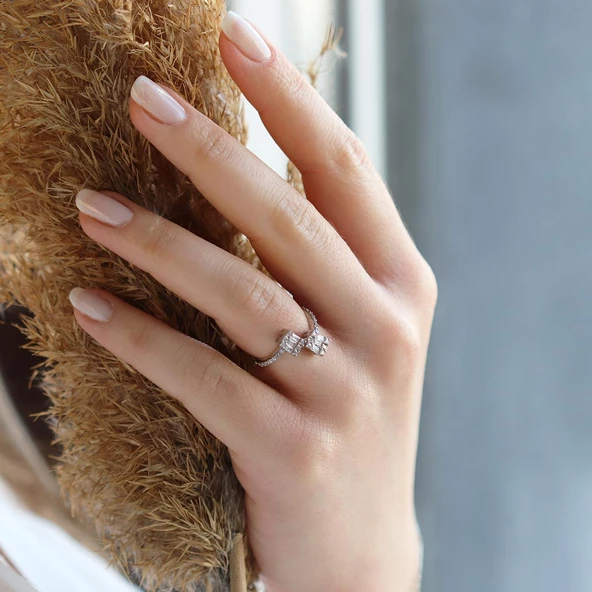 Floral Vine Halo Baget Kesim Starlight Diamond Gümüş Yüzük ürün görseli 1