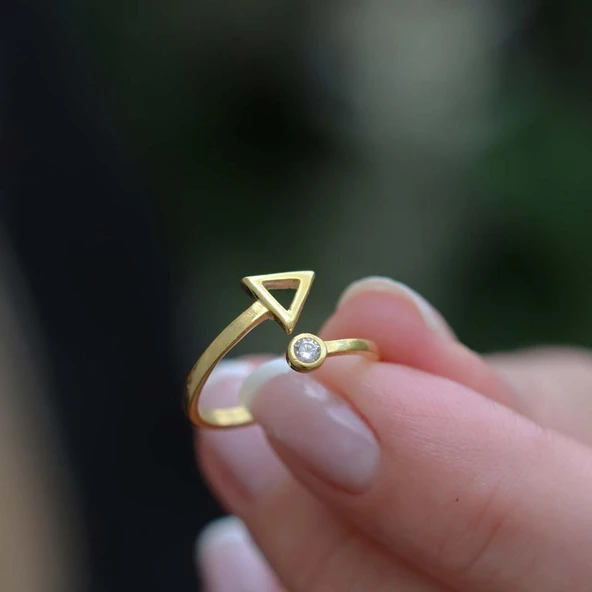 Gold Kaplama Üçgen Zirkon Taşlı Ayarlanabilir Gümüş Yüzük - Resim 3