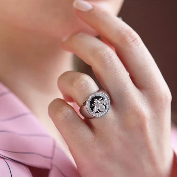 Zirkon Taşlı Arı Gümüş Yüzük - Resim 2