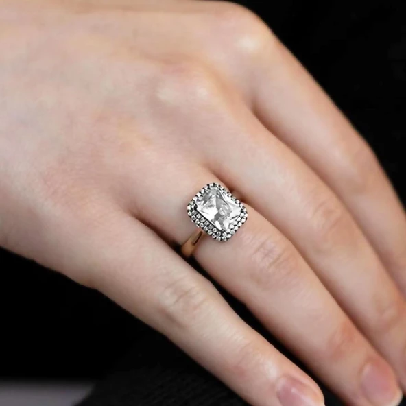 925 Ayar Gümüş Baget Taşlı Kadın Yüzük - Resim 2