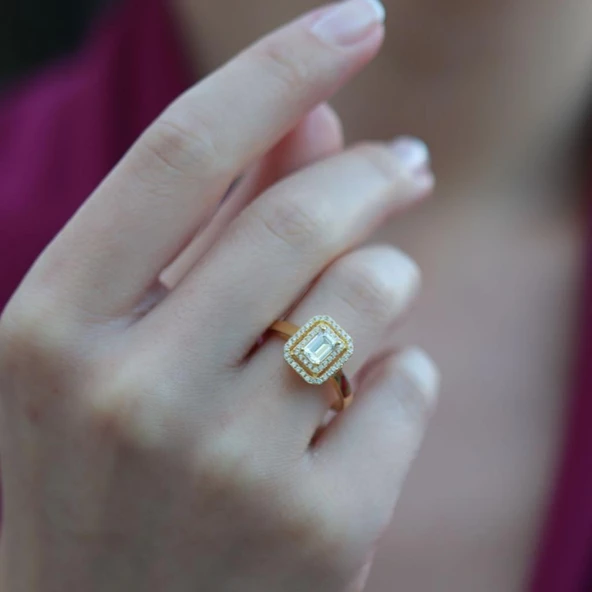 Halo 0,84 Karat Tek Taş Model Gold Kaplama Sky Diamond Yüzük ürün görseli 1